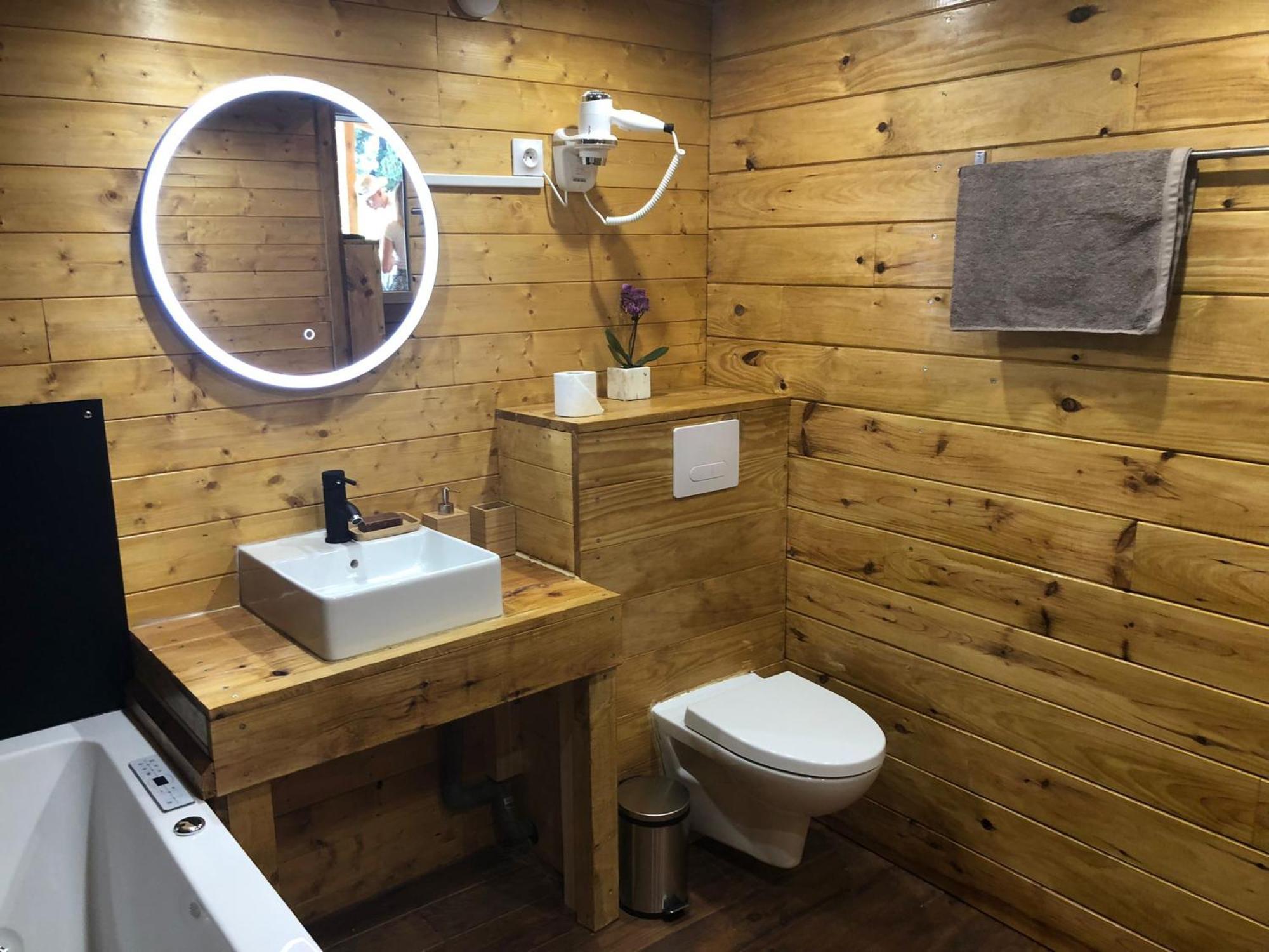 Chalet Mont Ventoux Et Chalet Vip Camaret-sur-Aigues Номер фото