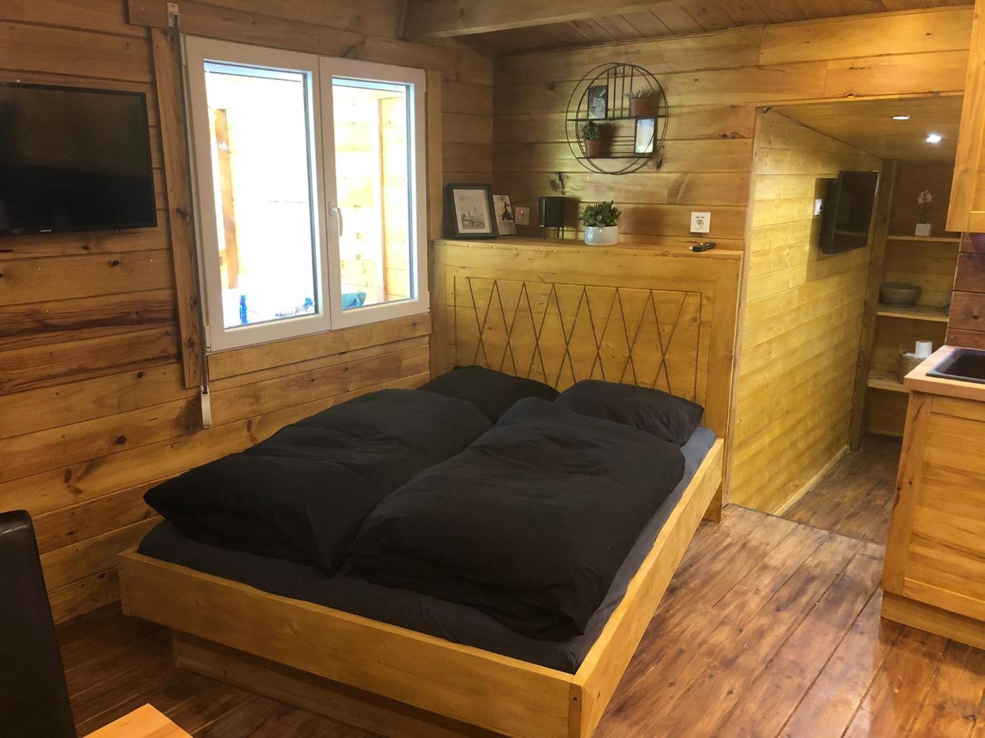 Chalet Mont Ventoux Et Chalet Vip Camaret-sur-Aigues Номер фото